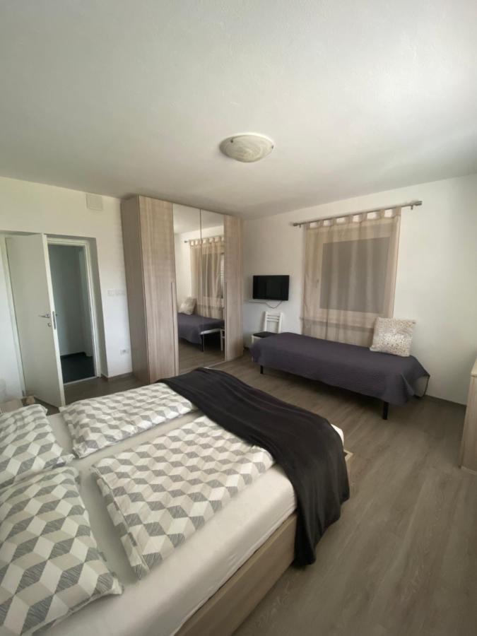 Apartment Peskoller Фалцес Екстериор снимка